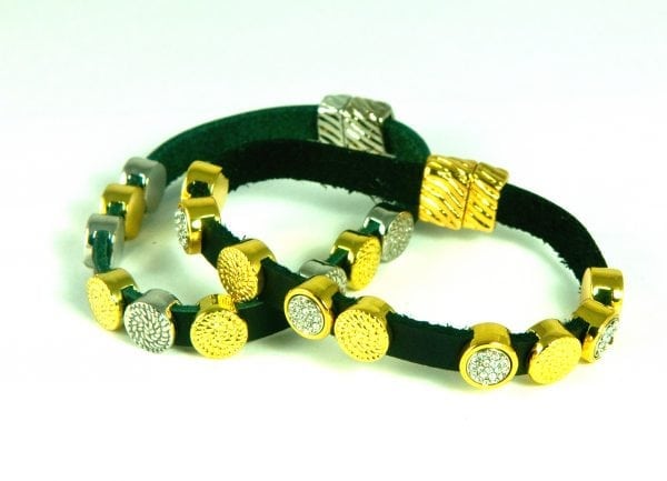 BLACK LEATHER BRACELET W/MOVEABLE 2 TONE&CRY-MAGNETIC CLOSE