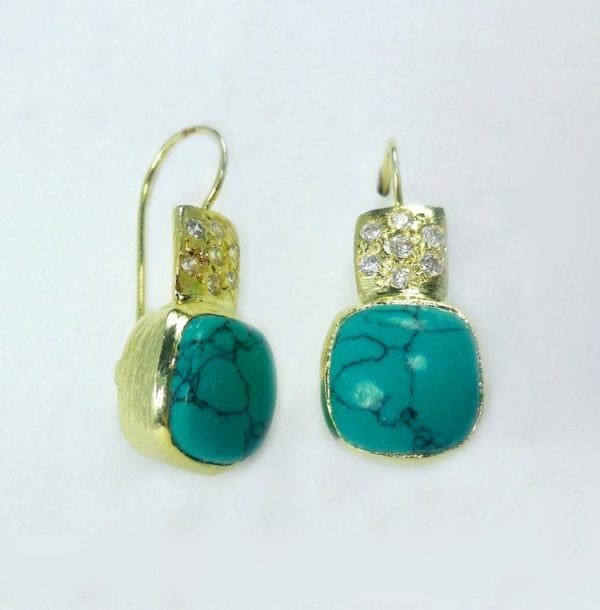 BETTY CARRE-18KT GOLD PLATE EARRING WITH PREHNITE STONE. PAVE CRYSTAL ACCENTS-6567