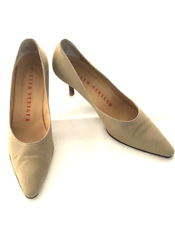 WALTER STEIGER, VINTAGE NATURAL LINEN PUMPS, HEELS 3" INCH, SIZE 9B - Image 8