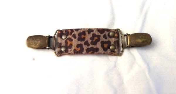 2PCS-SILVER HANDS CLOTHING CLIP WITH BLACK ELASTIC &  ANIMAL PRINT ELASTIC LAST ONE!!! - Image 3