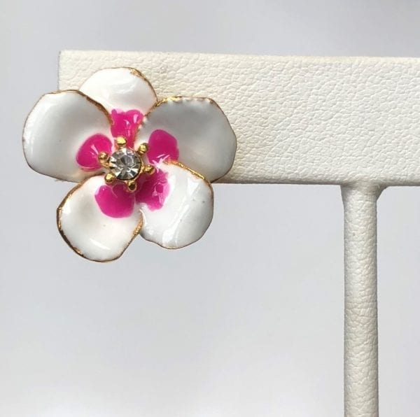 KENNETH JAY LANE, PINK ENAMEL FLOWER STUD EARRING, CRYSTAL CENTER - Image 4