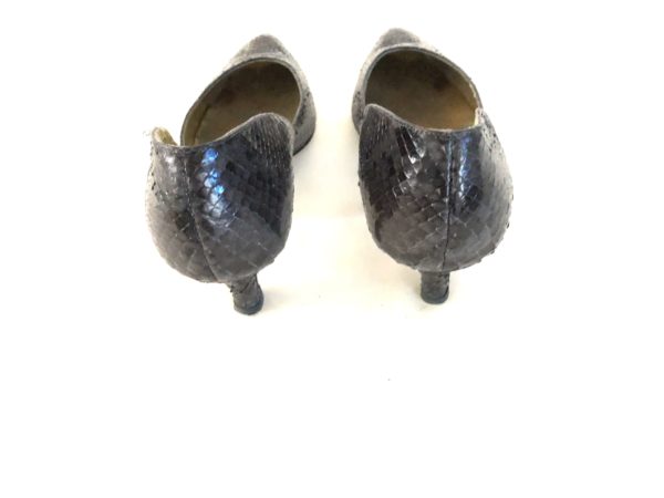 WALTER STEIGER, VINTAGE BLACK & GRAY SNAKESKIN PUMPS, HEELS 2.5" INCH, SIZE 9B - Image 7