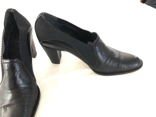 STUART WEITZMAN, BLACK LEATHER SHOE BOOTS, SIZE 8.5
