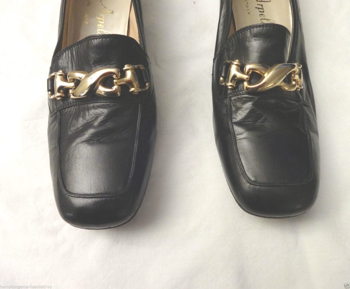 HELENE ARPELS (AS IN VAN CLEEF ARPELS) BLACK LEATHER SHOES W/GOLD CHAIN ...